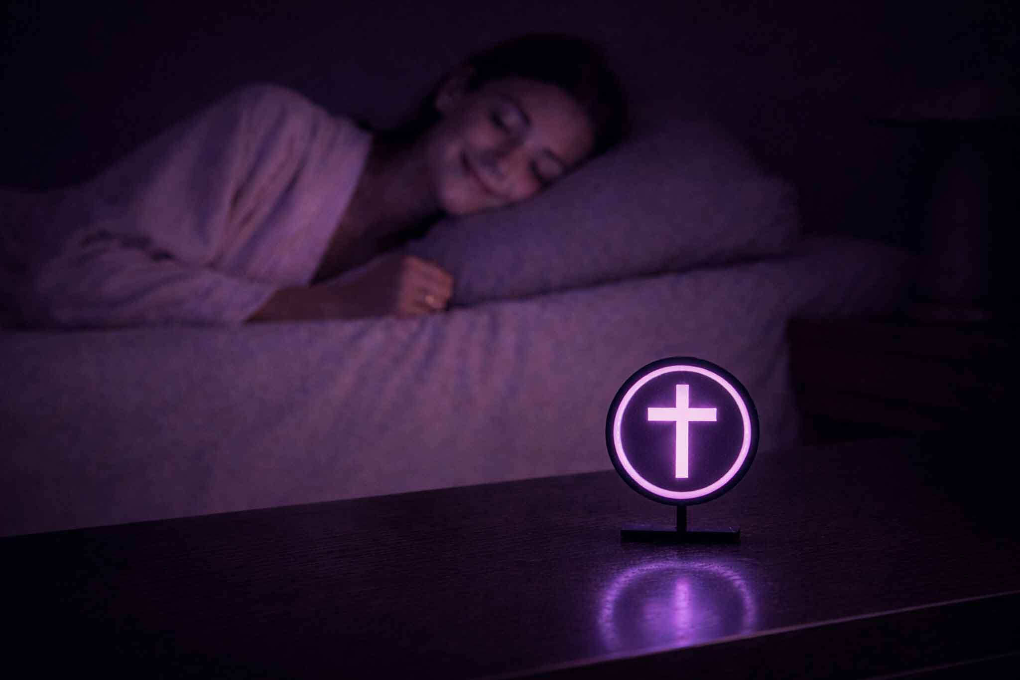 Light of Christ Pendant - Choir